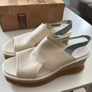 NEW | Sorels Joanie III Slingback Ivory Wedge Sandals Womens 10